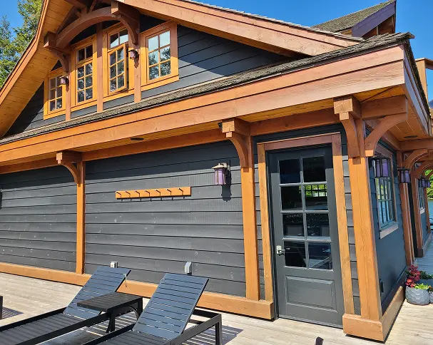 Wood refinishing and staining in Ontario